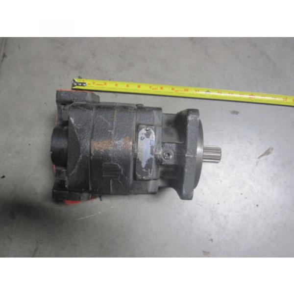 NEW PARKER COMMERCIAL HYDRAULIC PUMP # 322-9210-035 #1 image