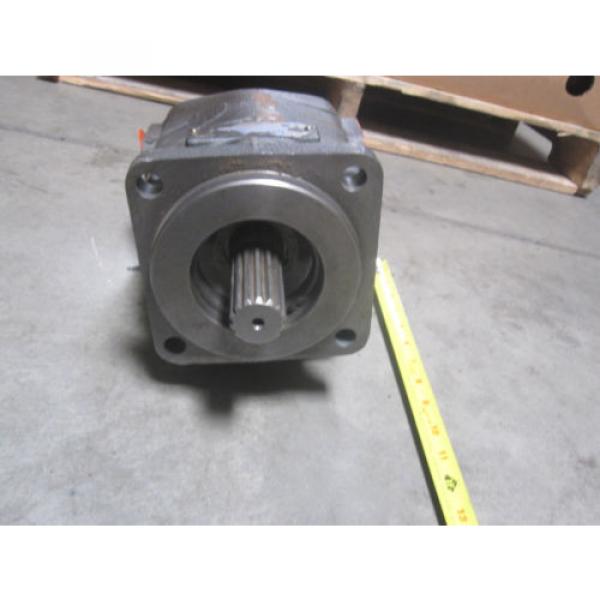 NEW PARKER COMMERCIAL HYDRAULIC PUMP # 322-9210-035 #3 image