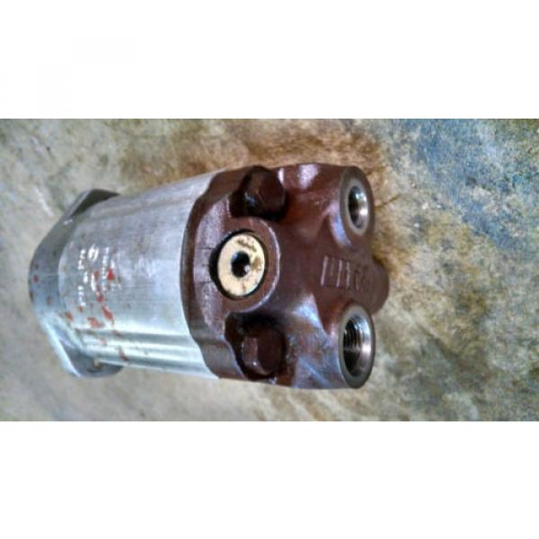 Ultra Hydraulic Gear Pump Forklift 5738 2795 8676-943-00Y #2 image