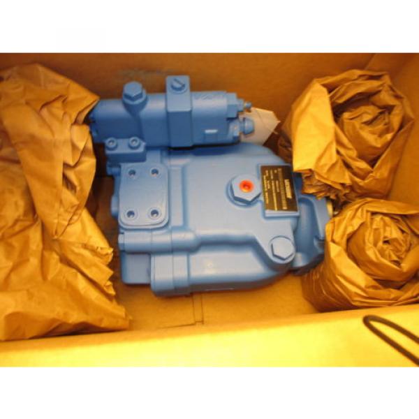Eaton Vickers 02-136760 Hydraulic Pump PVH057R01AA10B162000001001AB01 Origin IN BOX #4 image