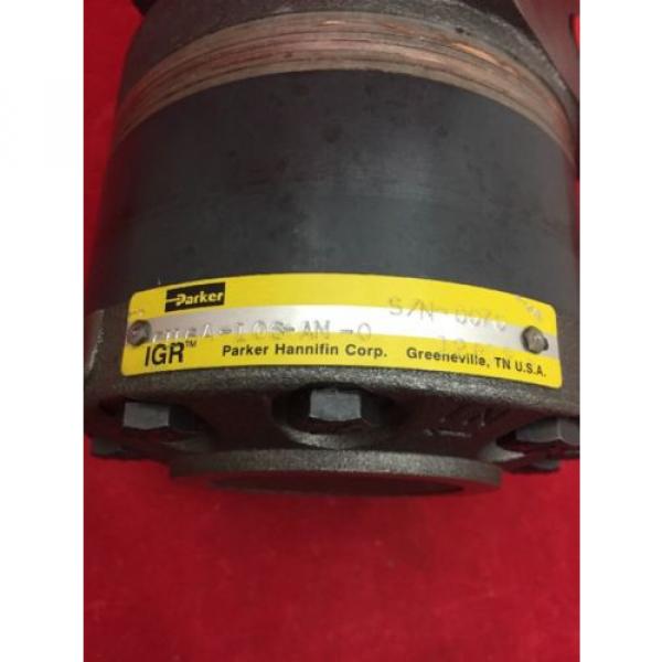 ONE NEW PARKER HANNIFIN Hydraulic Motor 73131 C116A-106-AM-0 #2 image