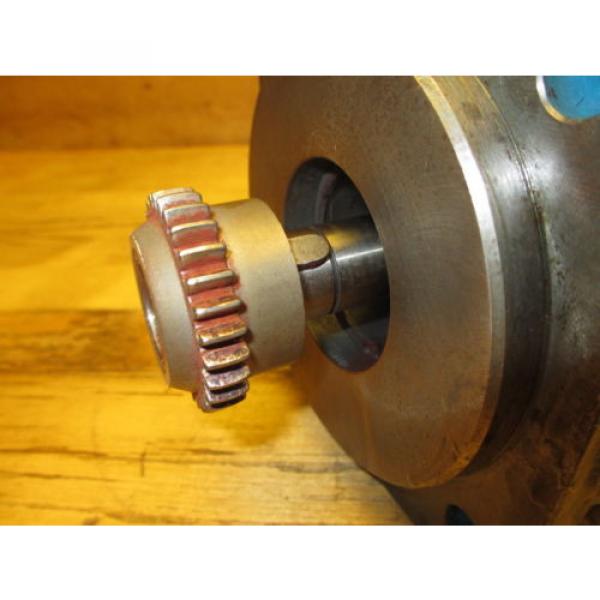 Vickers GPA2-16-EK1-30R Hydraulic Gear Pump 0286440 #5 image