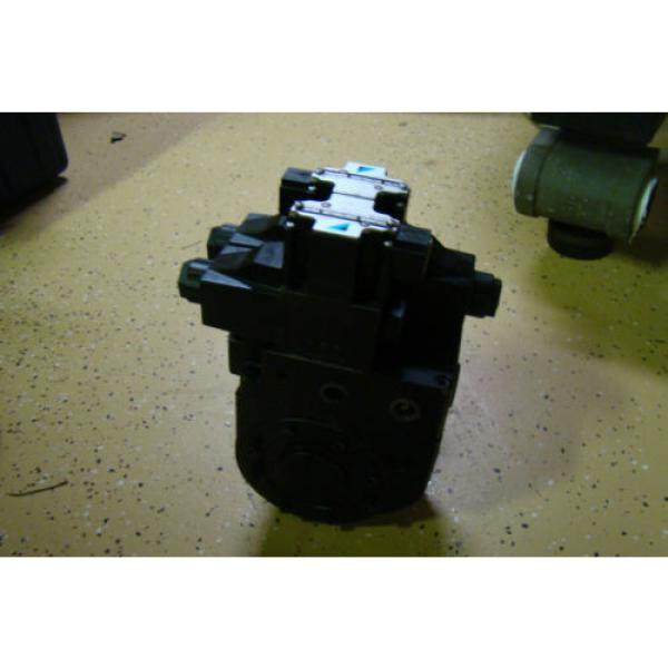 DAIKIN HYDRAULIC MOTOR W/DUAL SOLENOID CONTROL VALVE ASSEMBLY #088A-1V0-1-20-033 #4 image