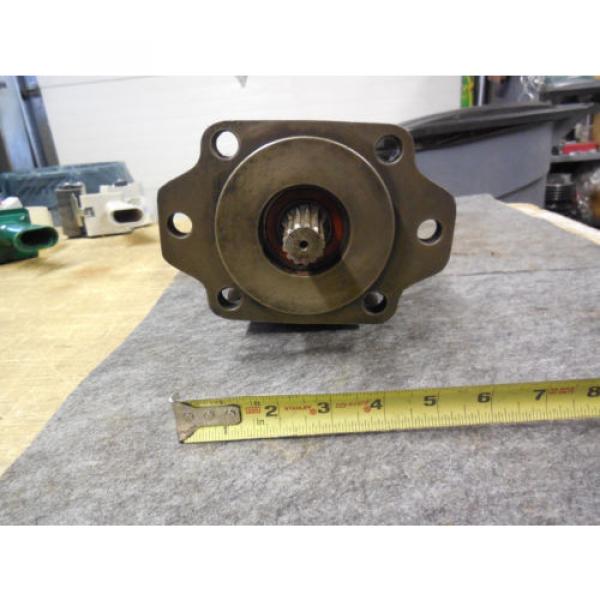 NEW PARKER COMMERCIAL HYDRAULIC PUMP # 308-9126-017 #2 image