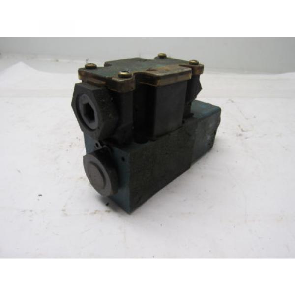 Vickers DG4V-3S-2A-M-FW-B5-60 Solenoid Operated Directional Valve 110/120V #5 image
