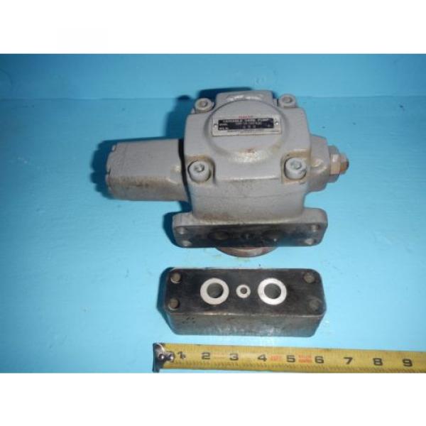 Natchi VDR-1A-1A3-E22 Hydraulic Pressure Compensated Vane Pump 8GPM #3 image