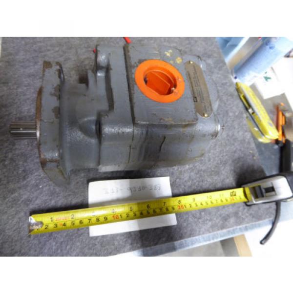 NEW PARKER COMMERCIAL HYDRAULIC PUMP # 313-9310-387 #1 image