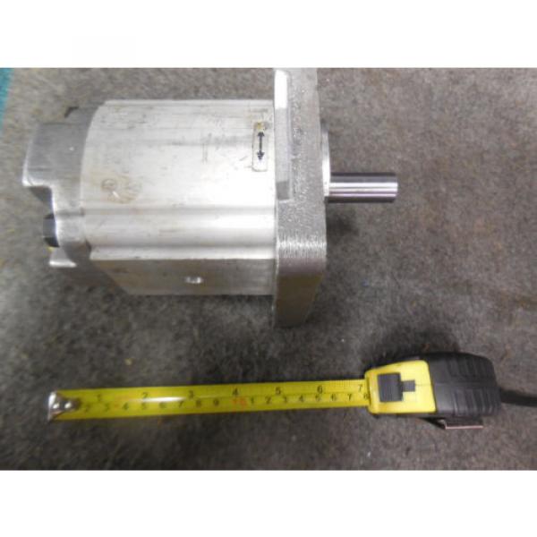 NEW PARKER COMMERCIAL HYDRAULIC PUMP # 3200-008 # 37096 #1 image