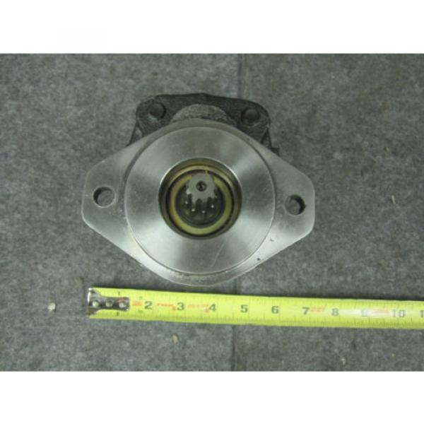 NEW PARKER COMMERCIAL HYDRAULIC PUMP # 970004994 #2 image