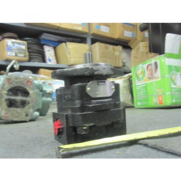 NEW PARKER COMMERCIAL HYDRAULIC PUMP # 970004994 #3 image