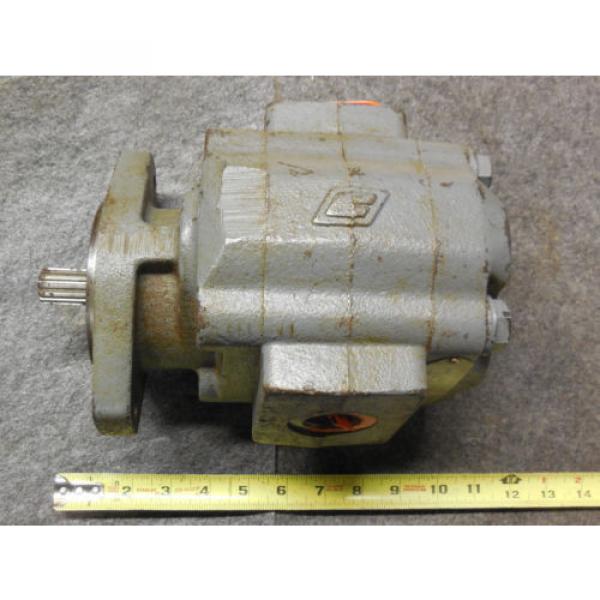 NEW PARKER COMMERCIAL HYDRAULIC PUMP # 313-9610-232 #1 image