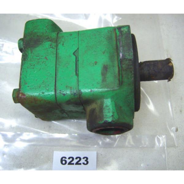 (6223) Vickers Vane Pump V102R5R 1B20 #1 image