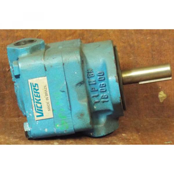 1 NEW VICKERS V210-9W-1A-12-S214 HYDRAULIC VANE PUMP NNB ***MAKE OFFER*** #1 image
