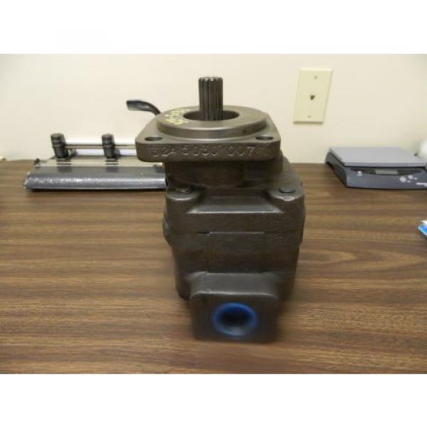 Commercial Intertech M330A942VNEB12-25 Hydraulic Pump I-98624-08 #5 image