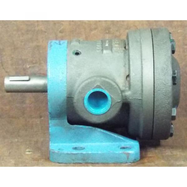 1 RE-MANUFACTURED VICKERS V111 A10 19559L HYDRAULIC PUMP ***MAKE OFFER*** #1 image