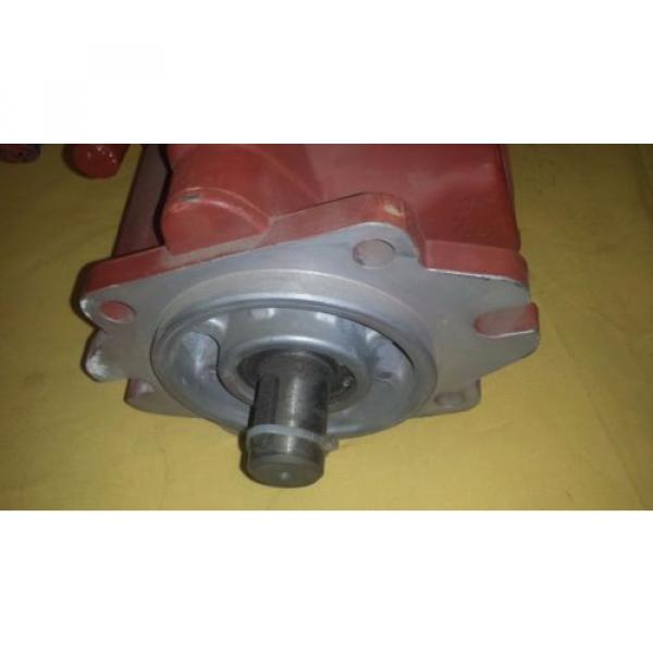 Eaton Char-Lynn Tandem Pump Assembly| 78590-RAM | 70553-RBP | origin - Old Stock #2 image