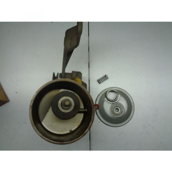 origin 1958 Ford B8A-33529-A2, Eaton Power Steering Pump Reservoir and Pulley #4 image