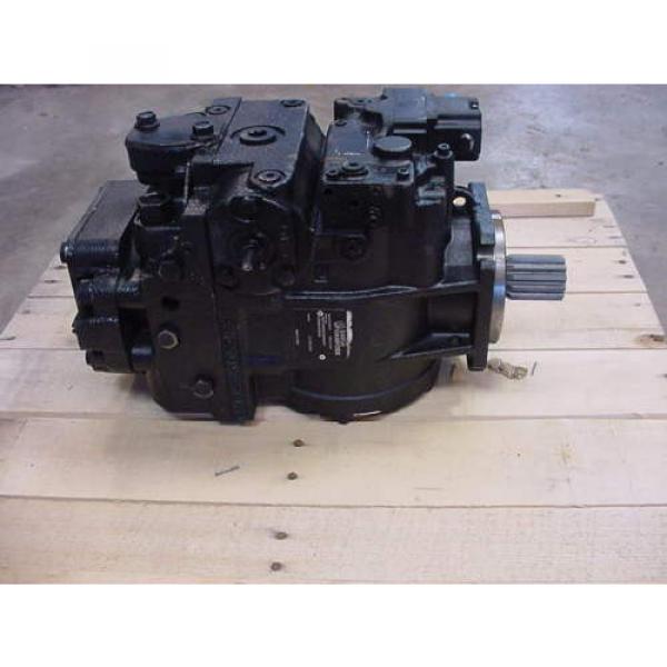 New Sauer Danfoss Hydraulic Motor 80001810 Code 90R100KN5CD60D4F1 L03GBA353524 #1 image